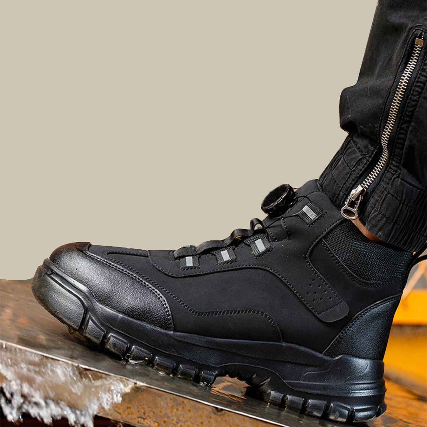 Safety shoes, high cut, dial type, waterproof, work boots, leather, lightweight, work boots, steel toe cap, stylish, black, slip resistant, nail puncture prevention, wear resistant
