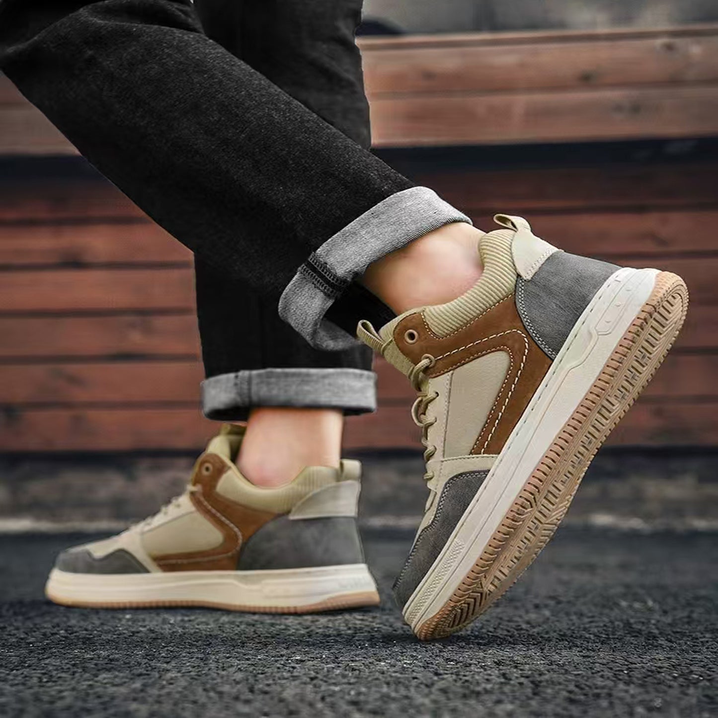 Men's Skateboarding Shoes Sneakers Leather Low-top Lace Up Flats for Male Retro Handmade Casual